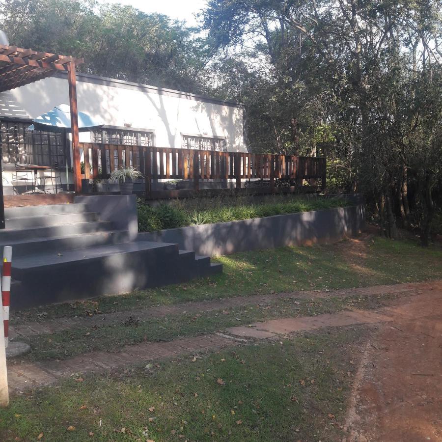 Villa Whispering Pines Country Estate Magaliesburg Exterior foto
